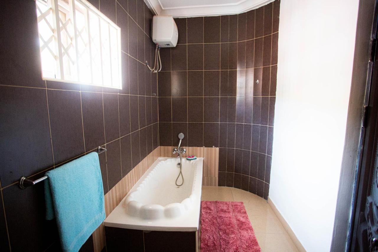 Accra Luxury Homes @ East Legon Ngoại thất bức ảnh